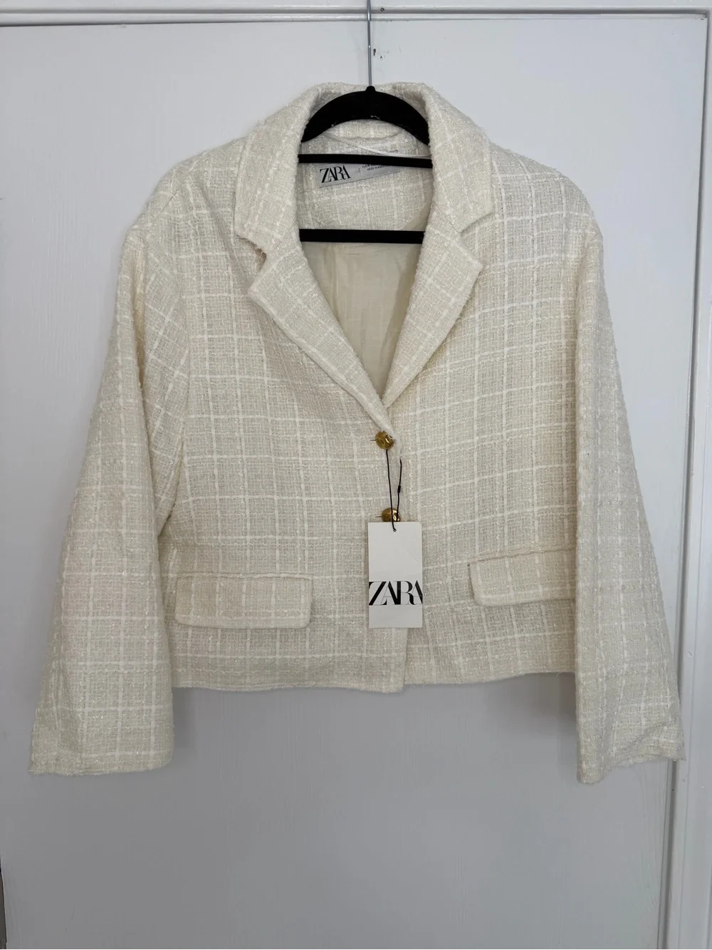 NWT Zara Ivory Textured Tweed Blazer with Gold Buttons